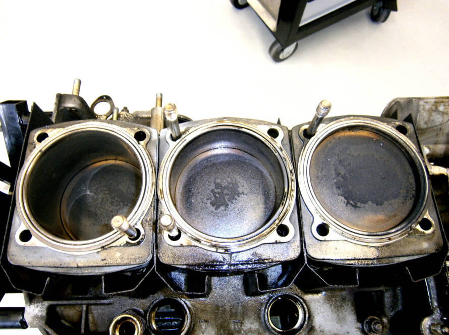 Porsche Stehbolzenabriss