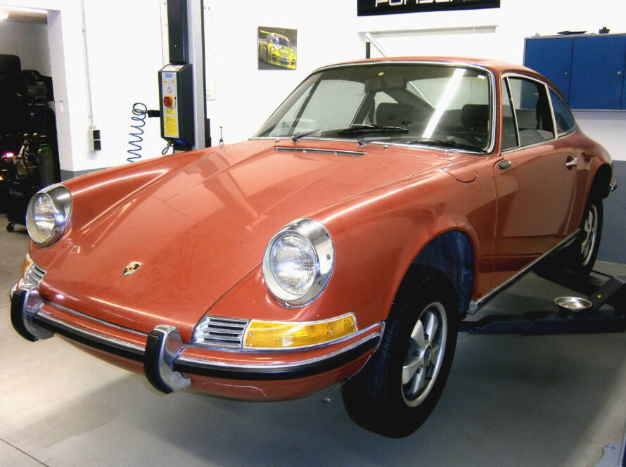 Restauration Porsche 911, Umbau auf 911 ST